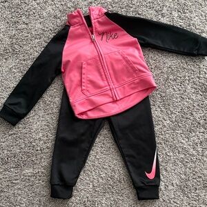 NEW Nike Baby Tracksuit